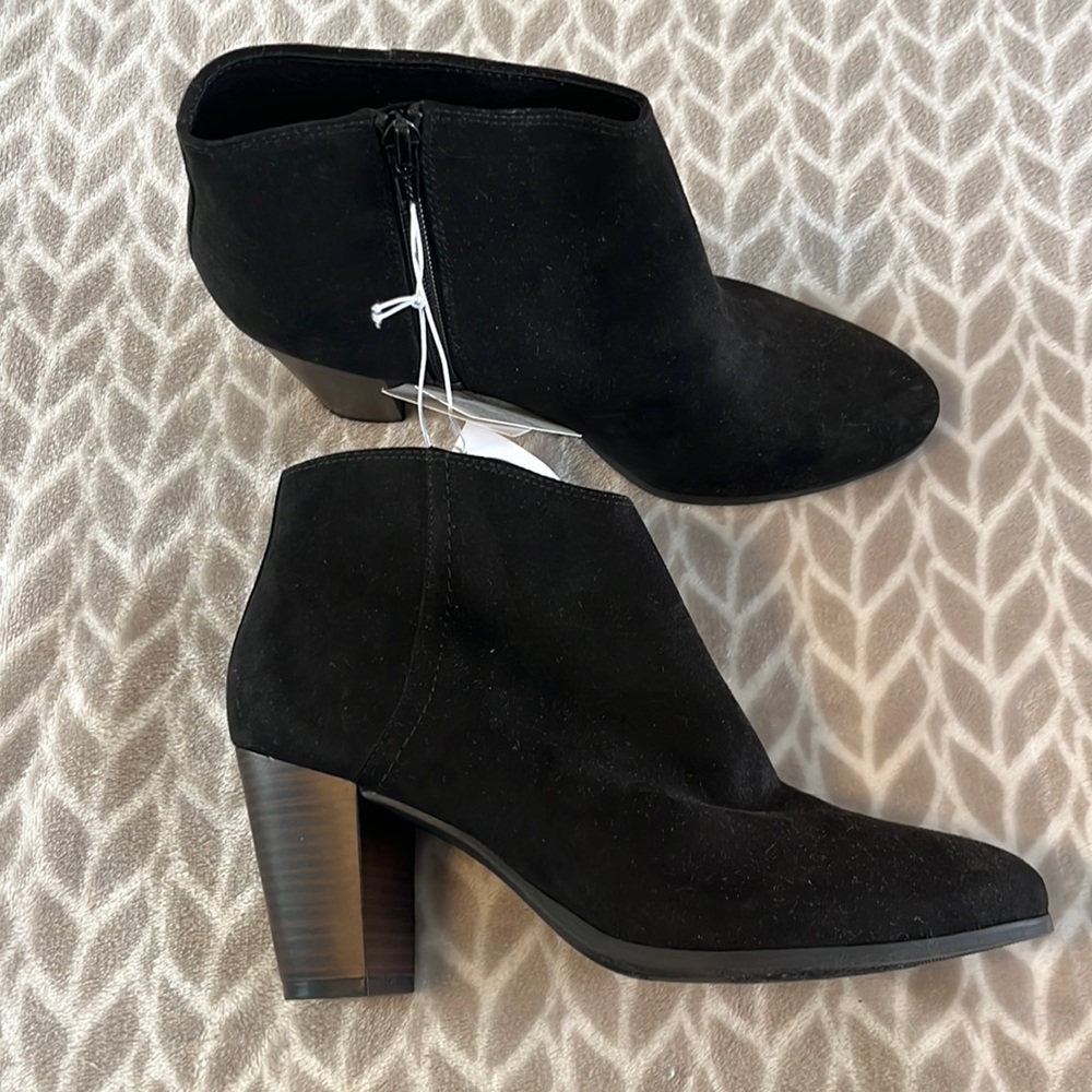Old Navy Black Ankle Boots